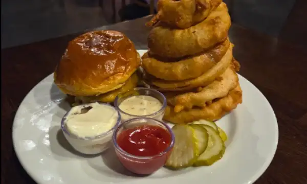 Thunderbird Bar & Grill