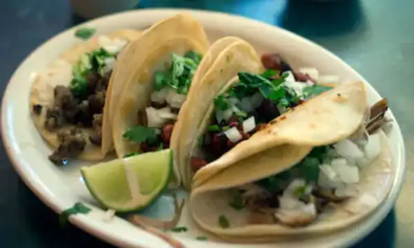 Bunti G's Tacos And Margs Image