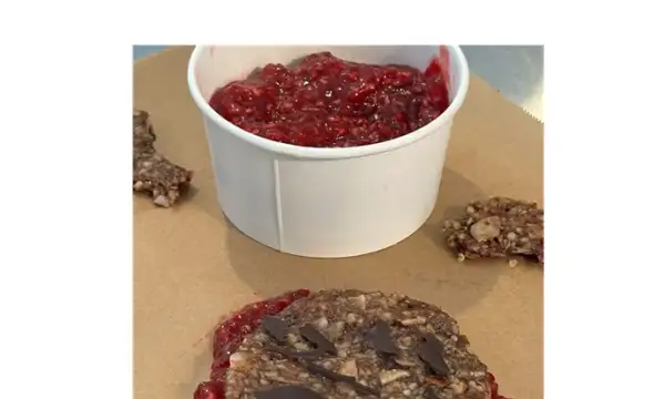 Sembré Layered Chia Pudding