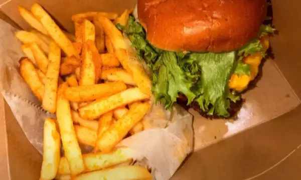 MG's Burgers and More Image