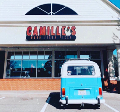 Camille's Pizza Logo