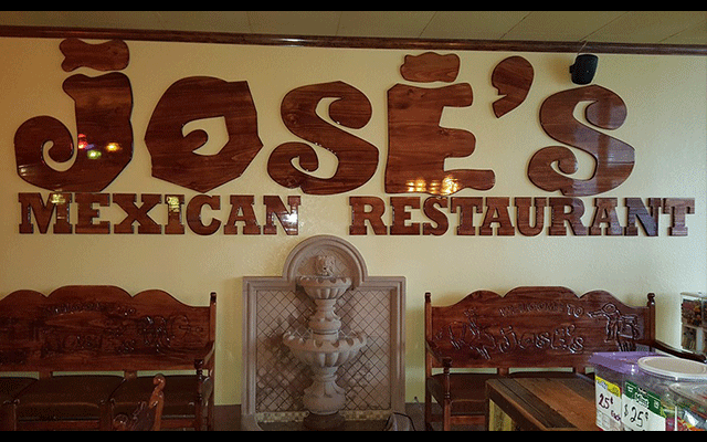 Jose's Mexican Restaurant Logo