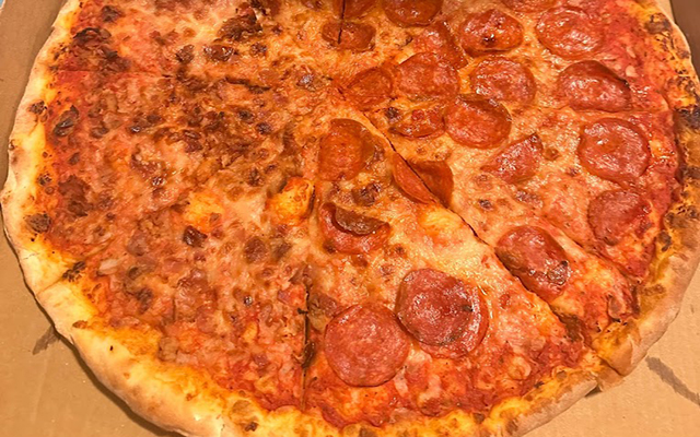 Mr N.Y.'s Pizza Villa in Mayodan, NC at Restaurant.com